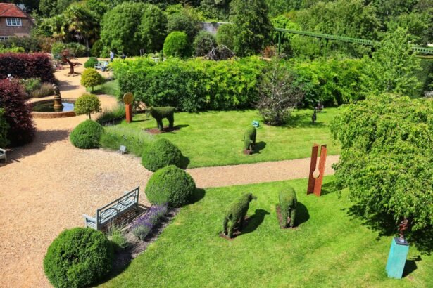 Versicherungsschutz für Pool und Garten