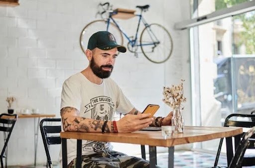 So wählen Sie die perfekte Sommermütze für Werbezwecke