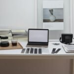 Rechtssichere Außenwerbung: Was Betriebe bei Aushängen und Hinweisschildern beachten müssen