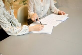 Der Trend zu digitalen Vertragsabschlüssen im Alltag