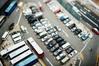 Welche Pflichten Unternehmen beim innerbetrieblichen Transport haben