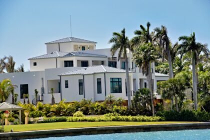 Top 7 Premium-Immobilienmakler in Deutschland: VON POLL, Engel & Völkers, DAHLER und Co. im Vergleich 2026