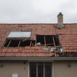Dachschäden: Wer haftet bei Sturm, Nässe oder Baumängeln?