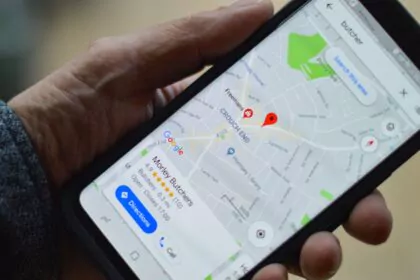 Fahrzeugortung: Wie GPS-Technologie Unternehmen dabei hilft, ihre Flotten zu verwalten