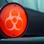 welche bedeutung haben orangefarbene warntafeln an einem fahrzeug